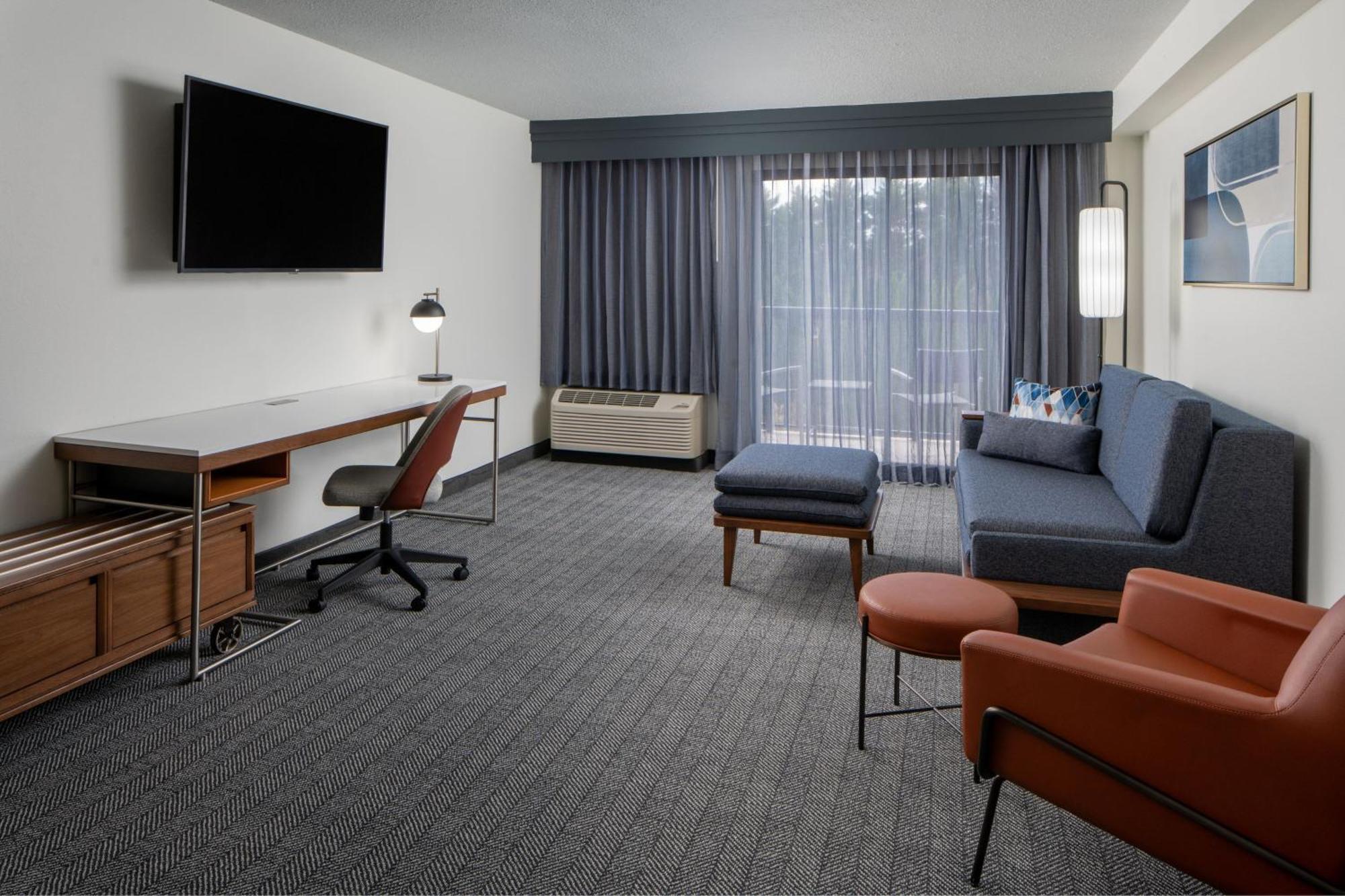 Courtyard By Marriott Decatur Hotel Ngoại thất bức ảnh