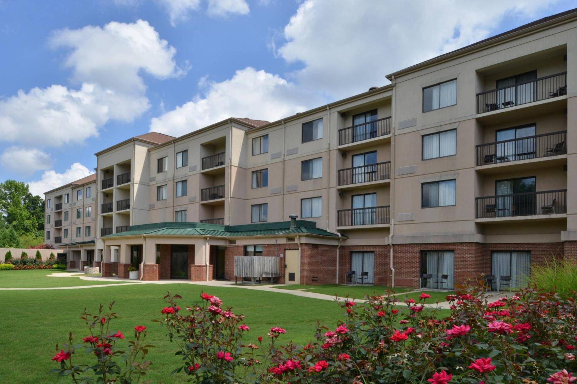 Courtyard By Marriott Decatur Hotel Ngoại thất bức ảnh