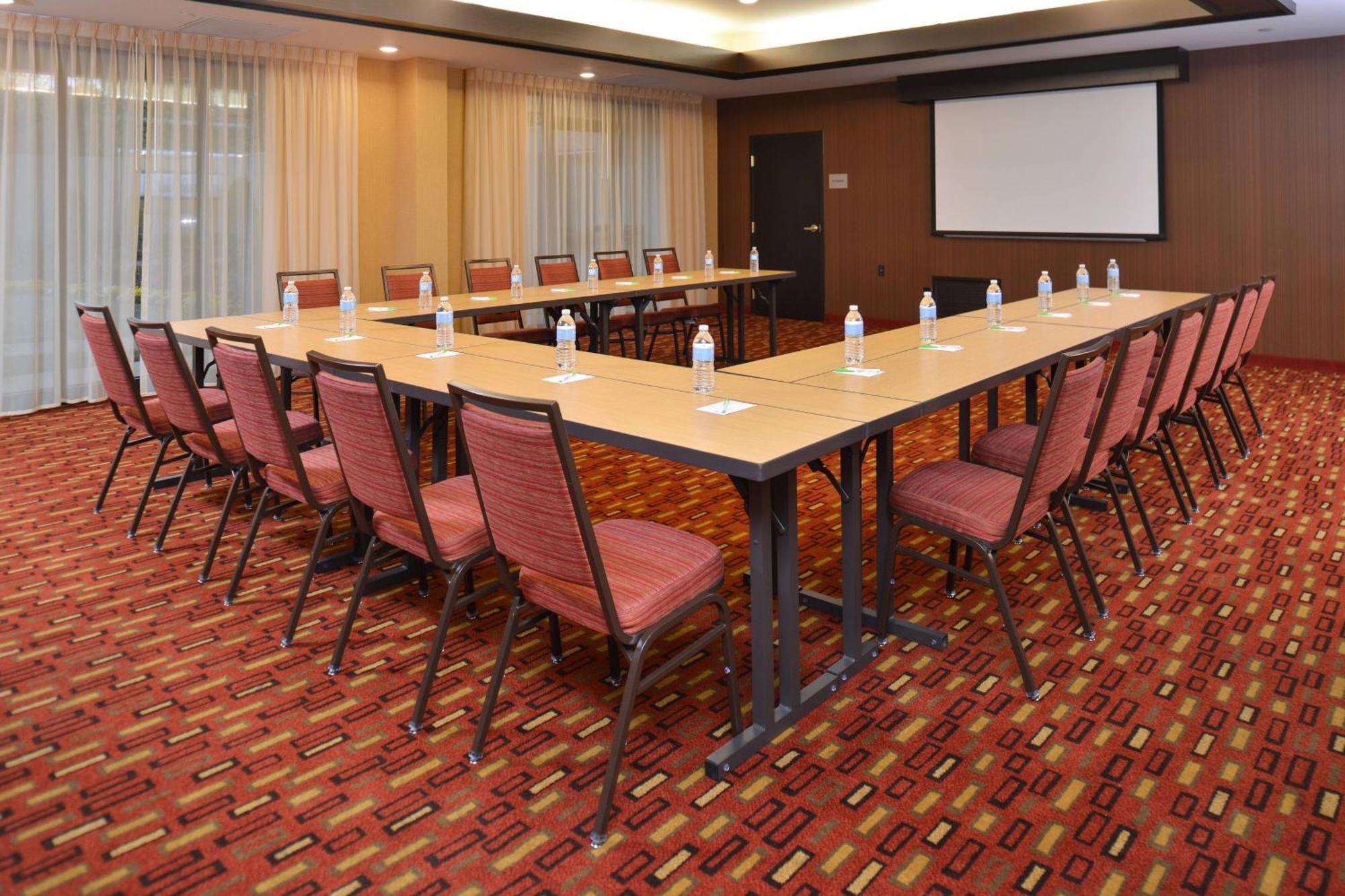 Courtyard By Marriott Decatur Hotel Ngoại thất bức ảnh